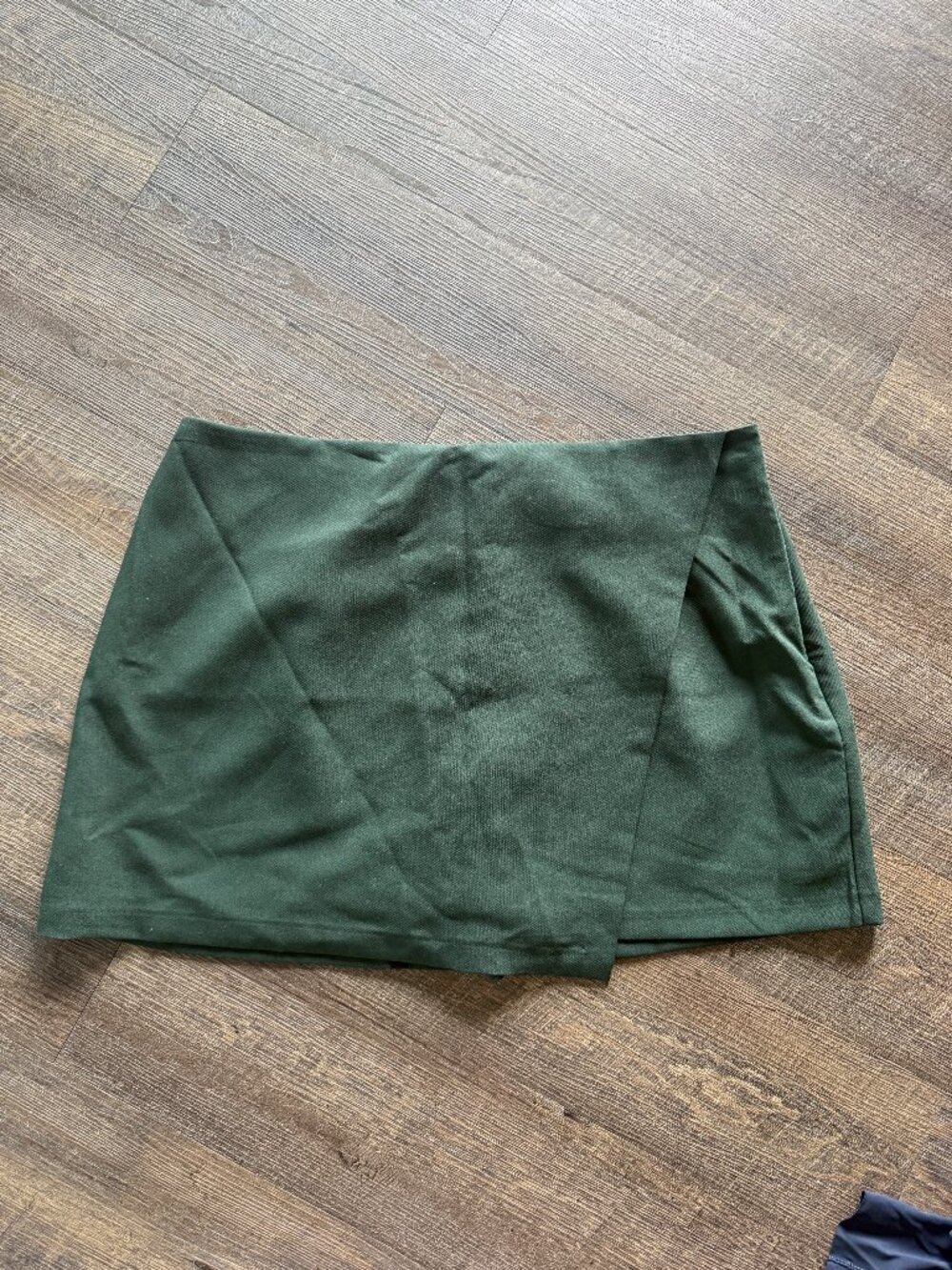 Abercrombie & Fitch Dark Green Wrap Mini Skirt XL